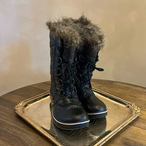 Sorel waterproof snow boots